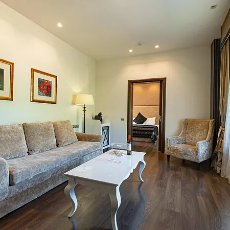 Nymfasia Hotel 5*
